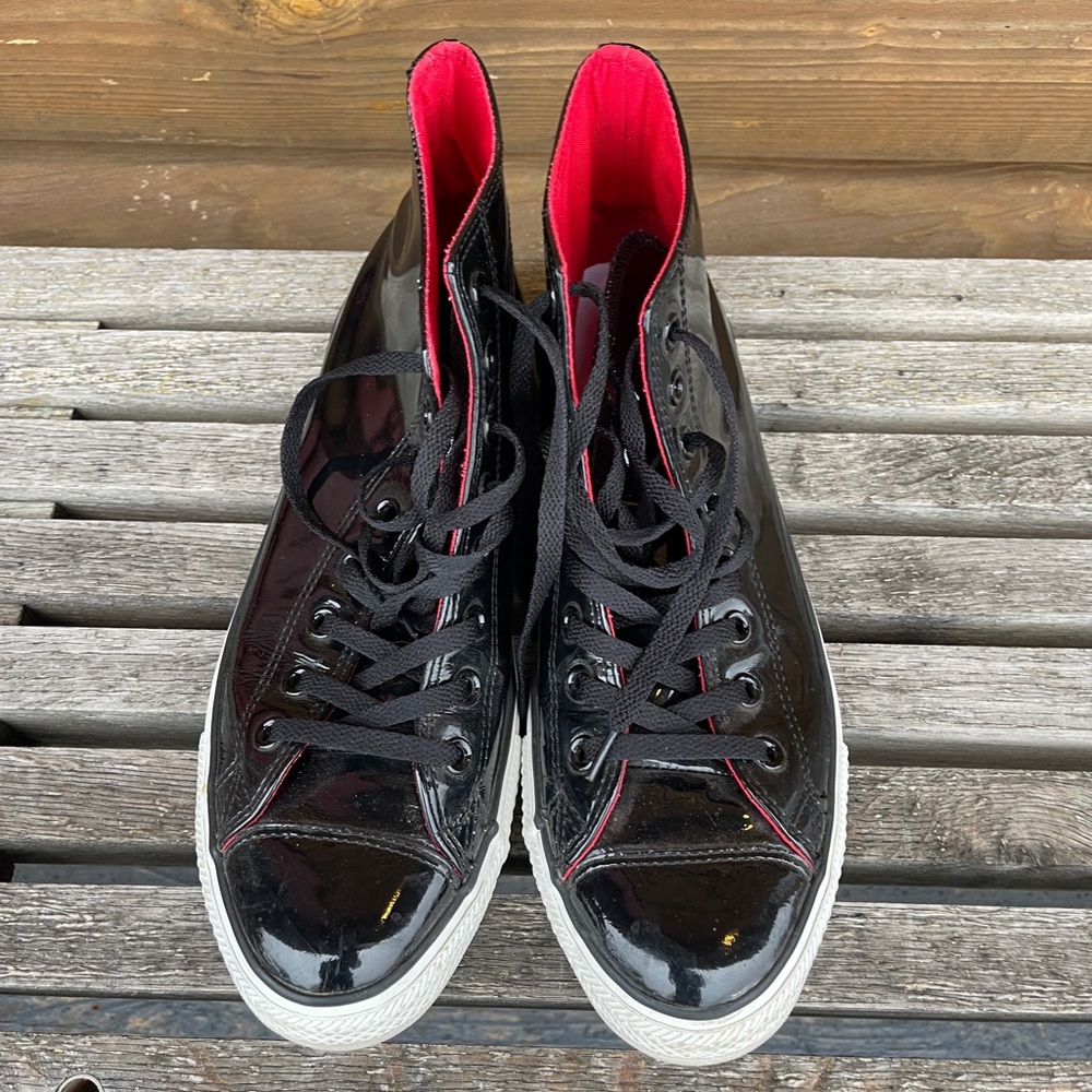 Black shiny converse